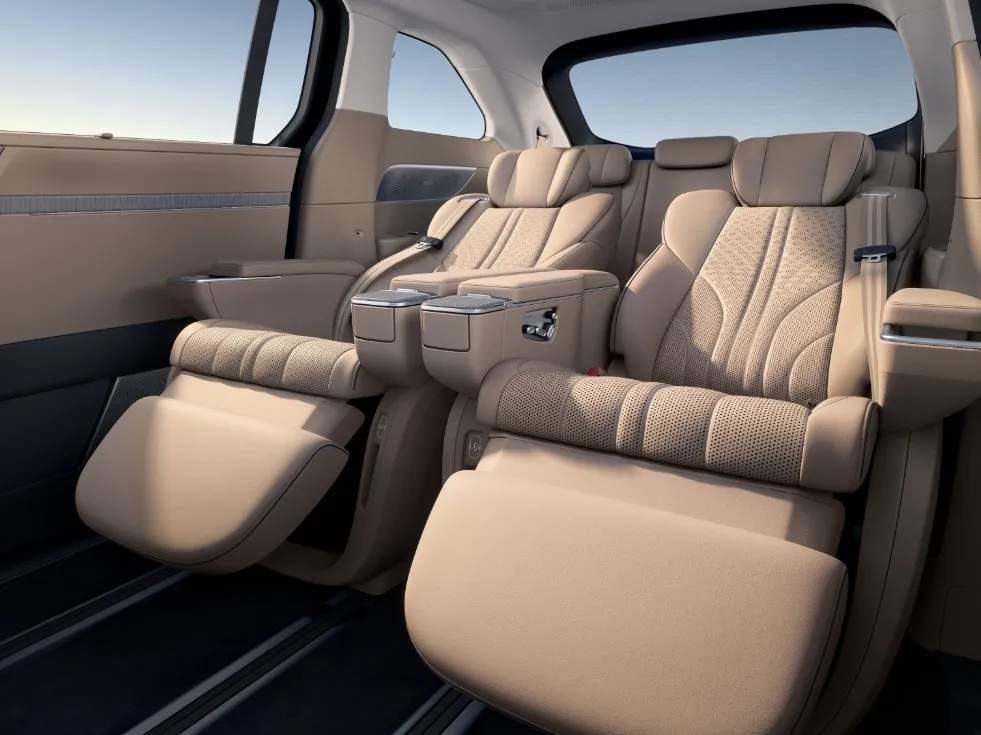 Reclining premium seats inside the XPENG X9